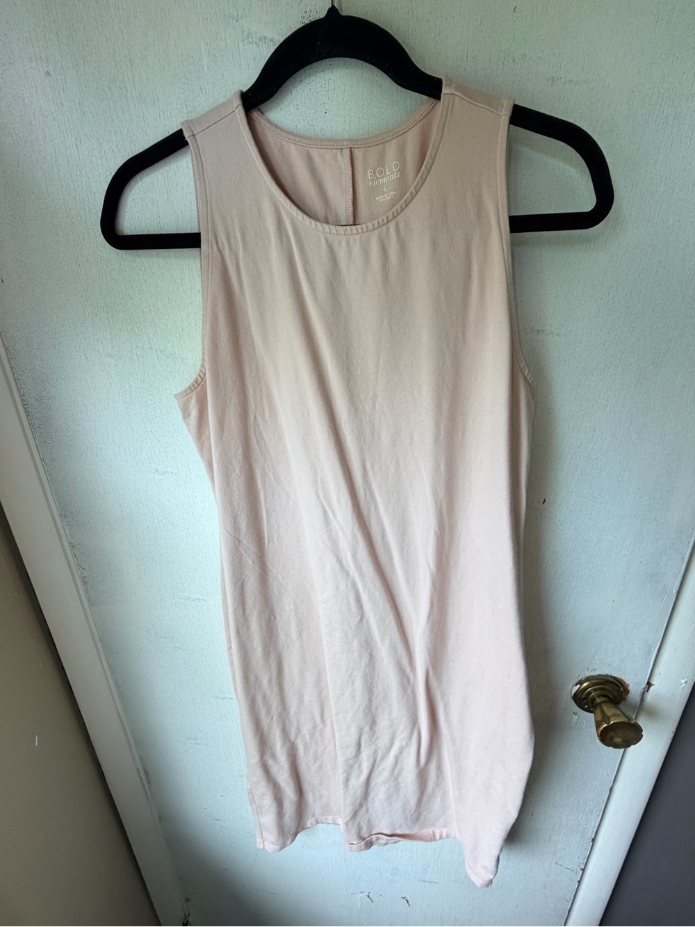 BOLD elements Pale Pink Sleeveless Scoop Neck Tank